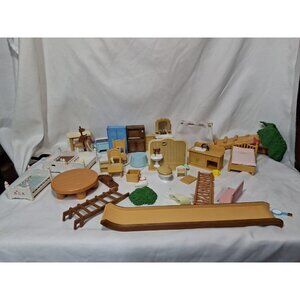 Calico Critters  Beds Bedroom Furniture Doll House Bathroom Kitchen Table parts